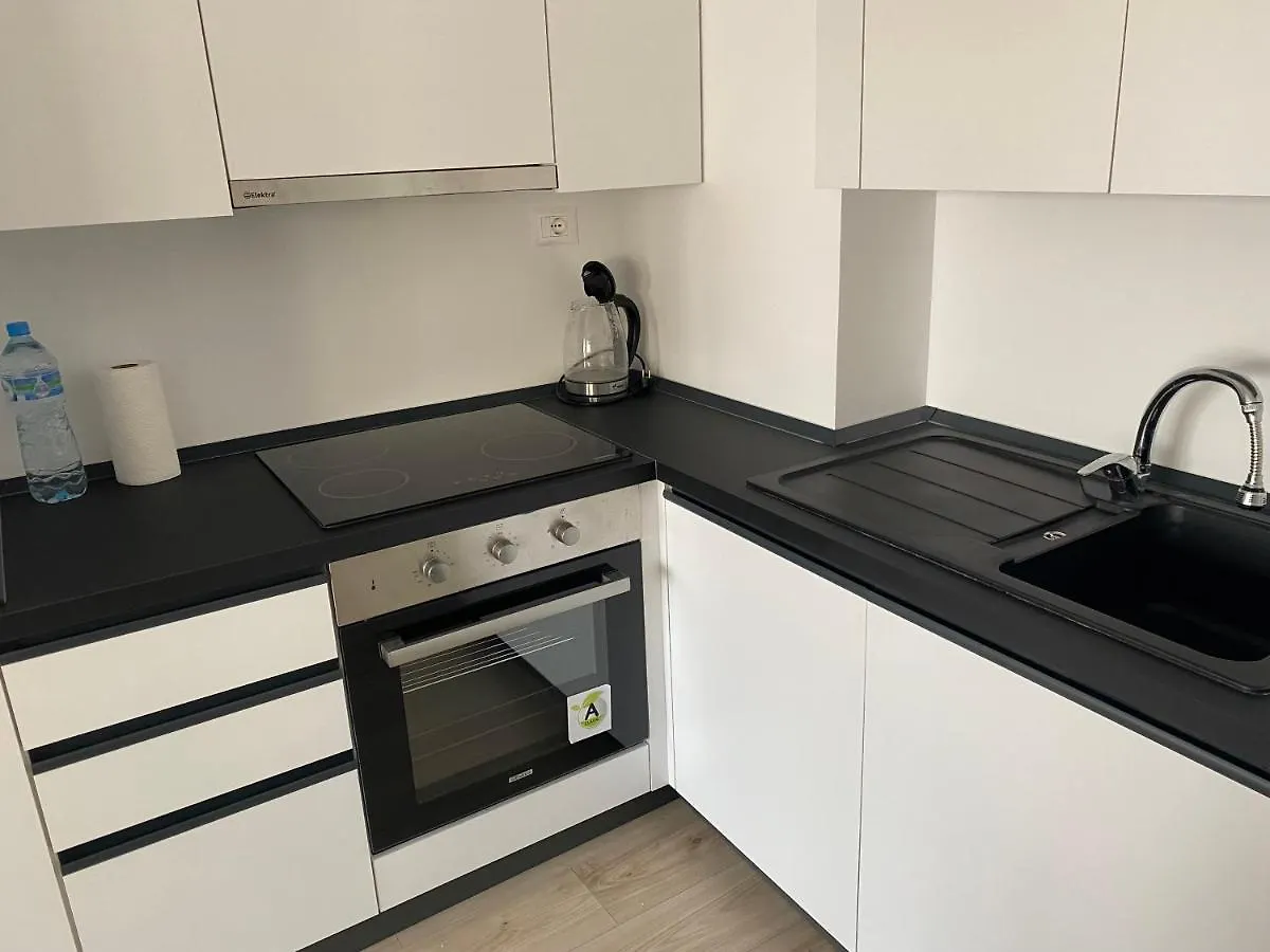 Snajder Apartment, 50M Beach, 2 Bedrooms, 2 Bathrooms, 1Living Room, Self Check-In Apartment Durres