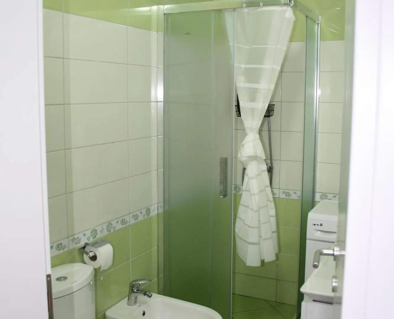 Apartment Snajder Apartment, 50M Beach, 2 Bedrooms, 2 Bathrooms, 1Living Room, Self Check-In