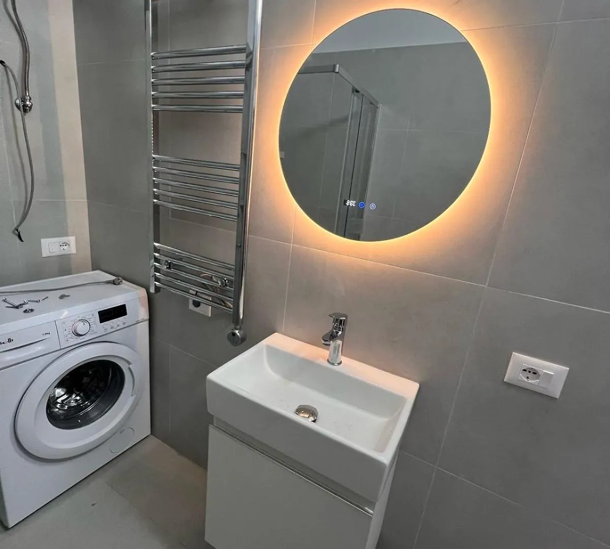 Snajder Apartment, 50M Beach, 2 Bedrooms, 2 Bathrooms, 1Living Room, Self Check-In Albania